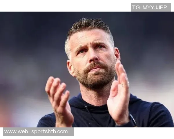 米堡主帅罗伯特爱德华兹成狼队新帅热门人选 米堡主帅罗伯特爱德华兹成狼队新帅热门人选