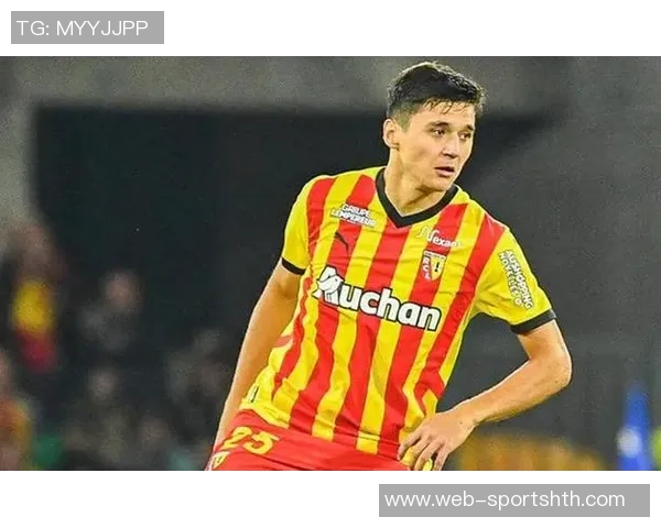 胡桑诺夫飞铲染红卡帅无奈21岁小将生涯135场迎来第二张红牌 胡桑诺夫飞铲染红卡帅无奈21岁小将生涯135场迎来第二张红牌